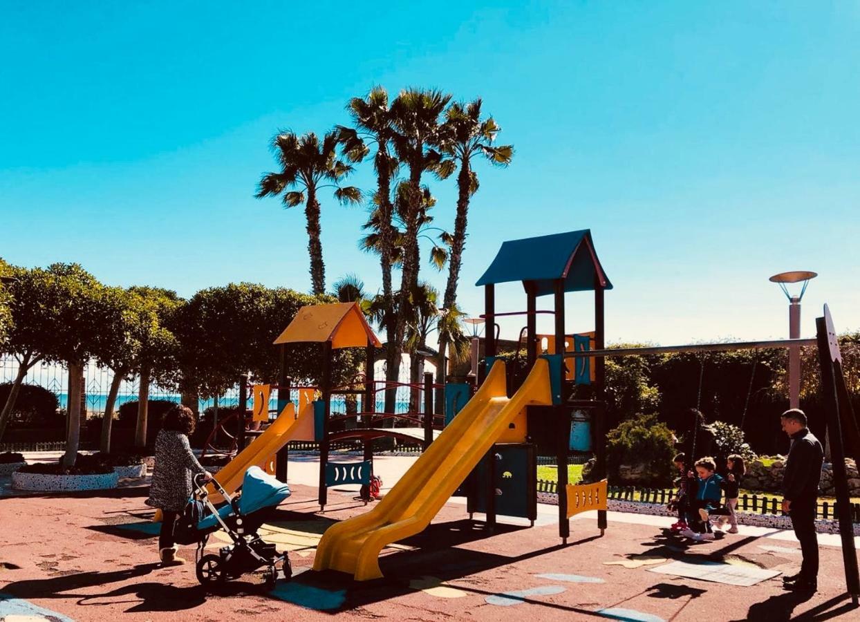 Las Terrazas - Primera Linea De Playa Con Netflix, Disney, Movistar Con Todo El Futbol, Series, Cine Y Prime Video Oropesa del Mar Luaran gambar
