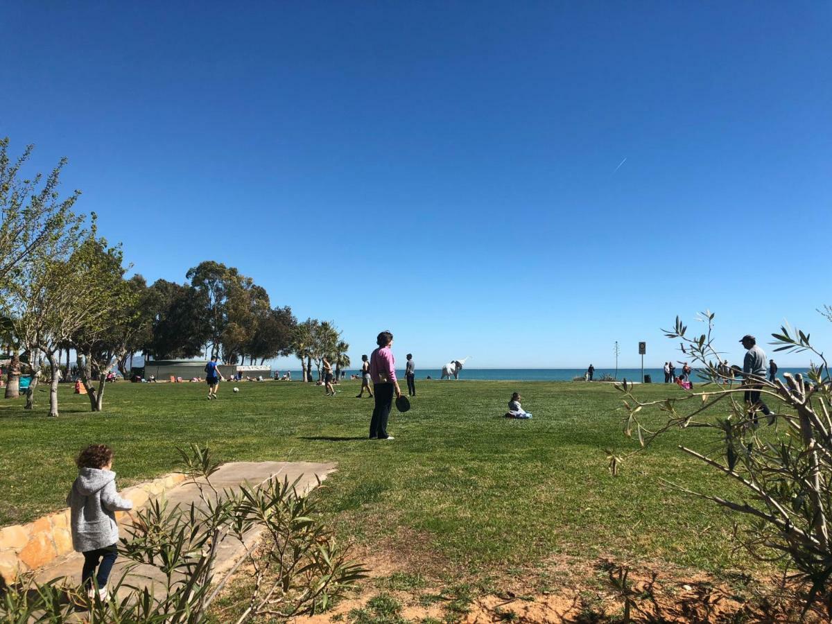 Las Terrazas - Primera Linea De Playa Con Netflix, Disney, Movistar Con Todo El Futbol, Series, Cine Y Prime Video Oropesa del Mar Luaran gambar