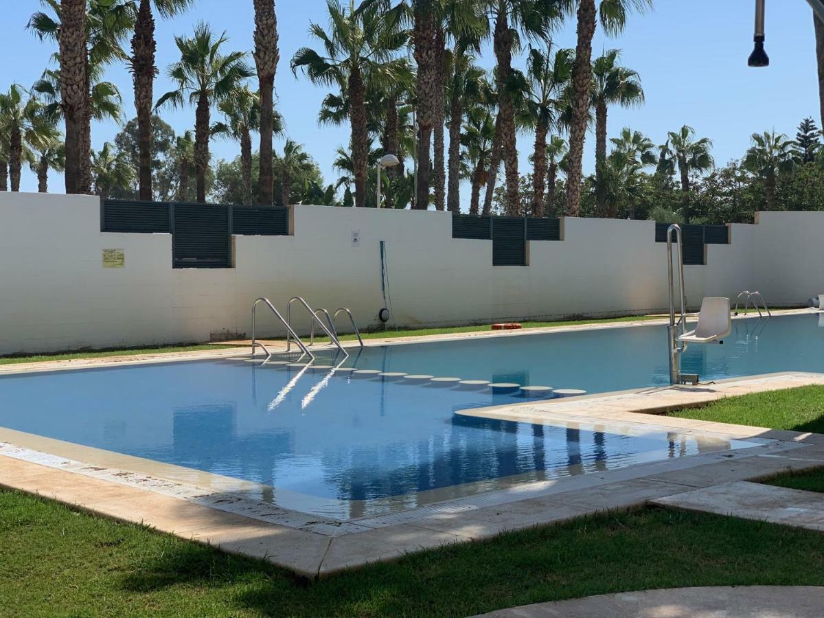 Las Terrazas - Primera Linea De Playa Con Netflix, Disney, Movistar Con Todo El Futbol, Series, Cine Y Prime Video Oropesa del Mar Luaran gambar